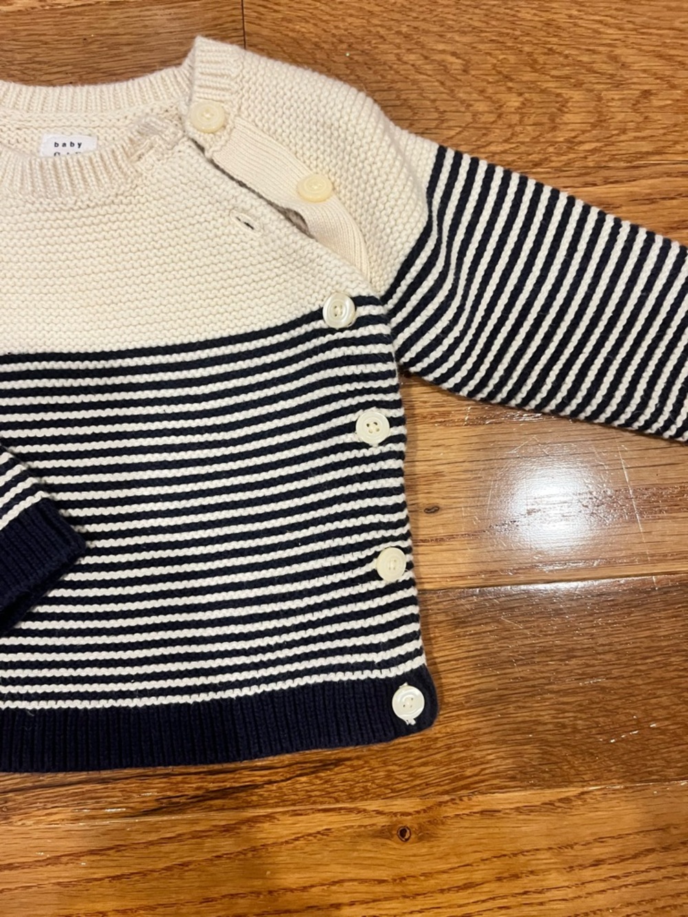 NWOT - GAP Cream and Navy Striped Crewneck Sweater - Picture 2 of 6